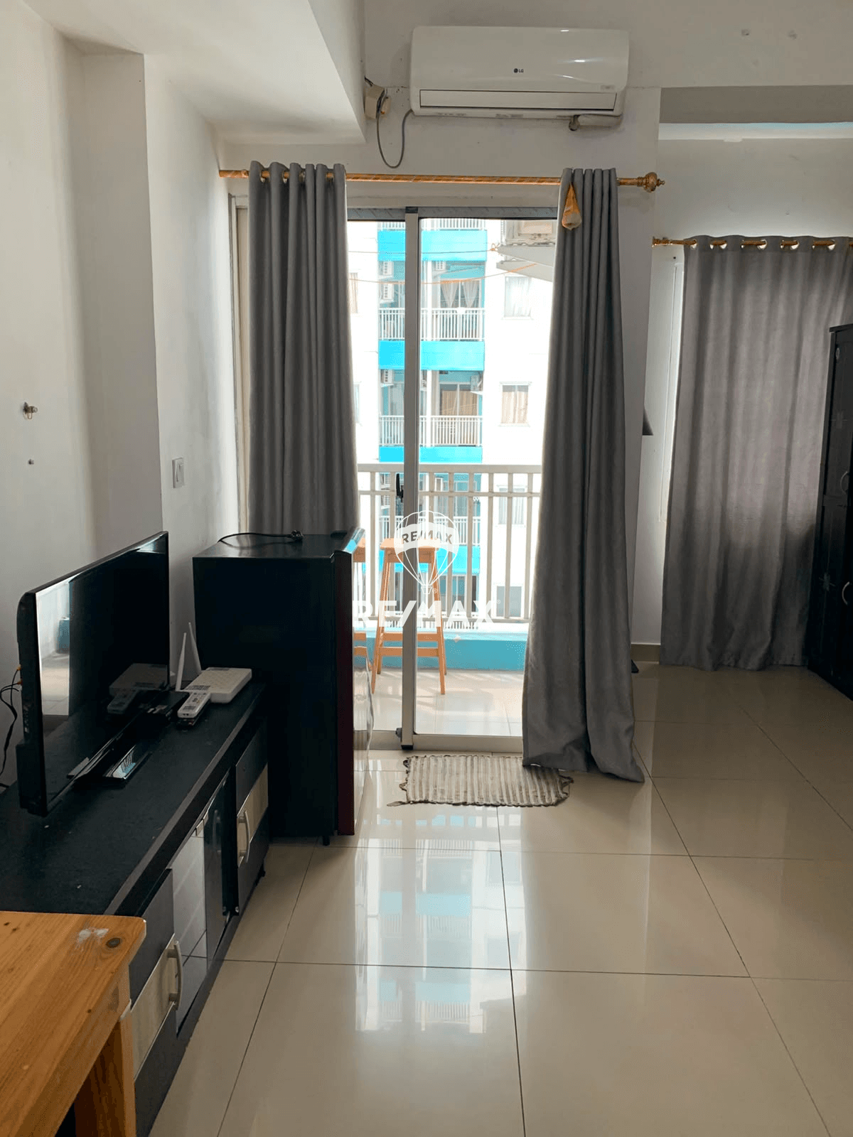 DiJual Apartemen The Nest Karang Tengah