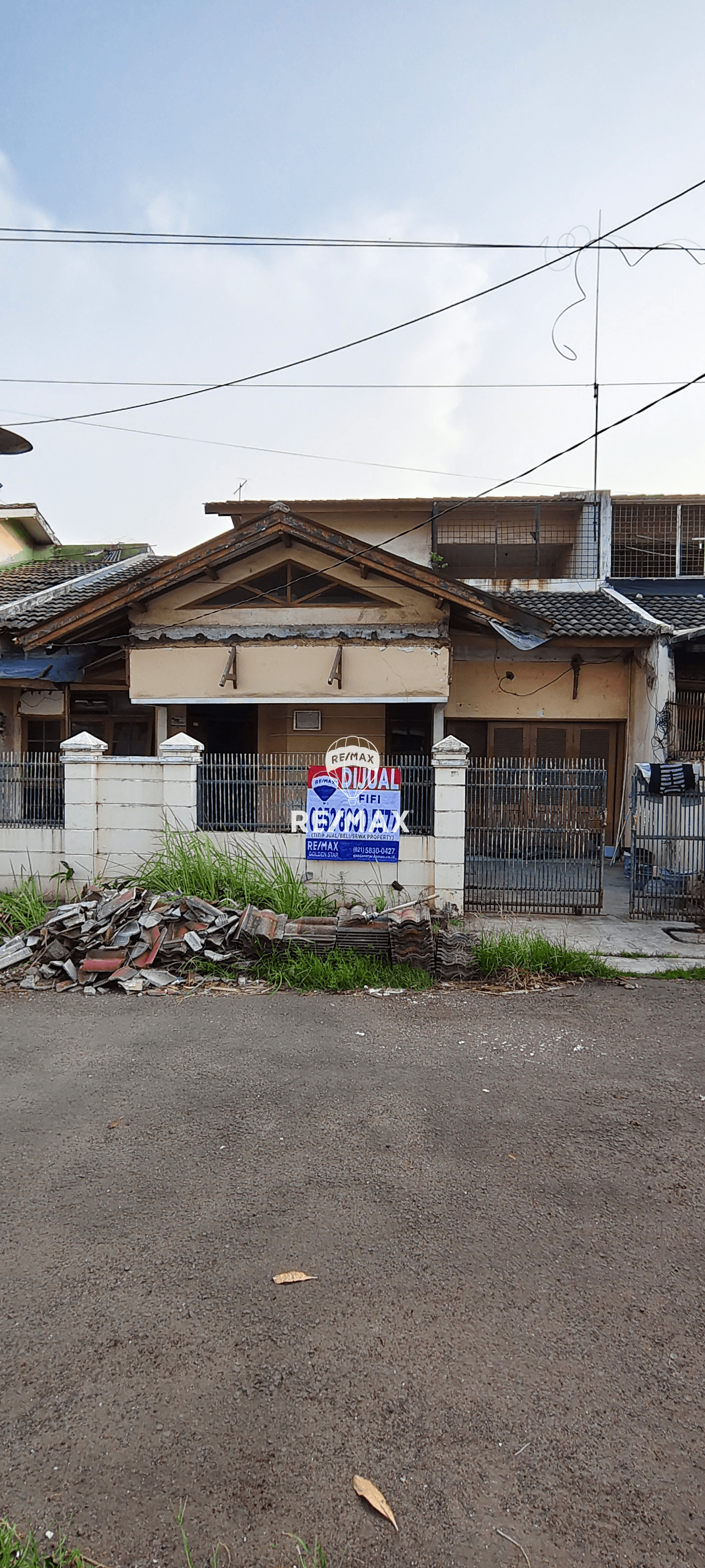 DiJual Rumah (BU)Taman Kencana