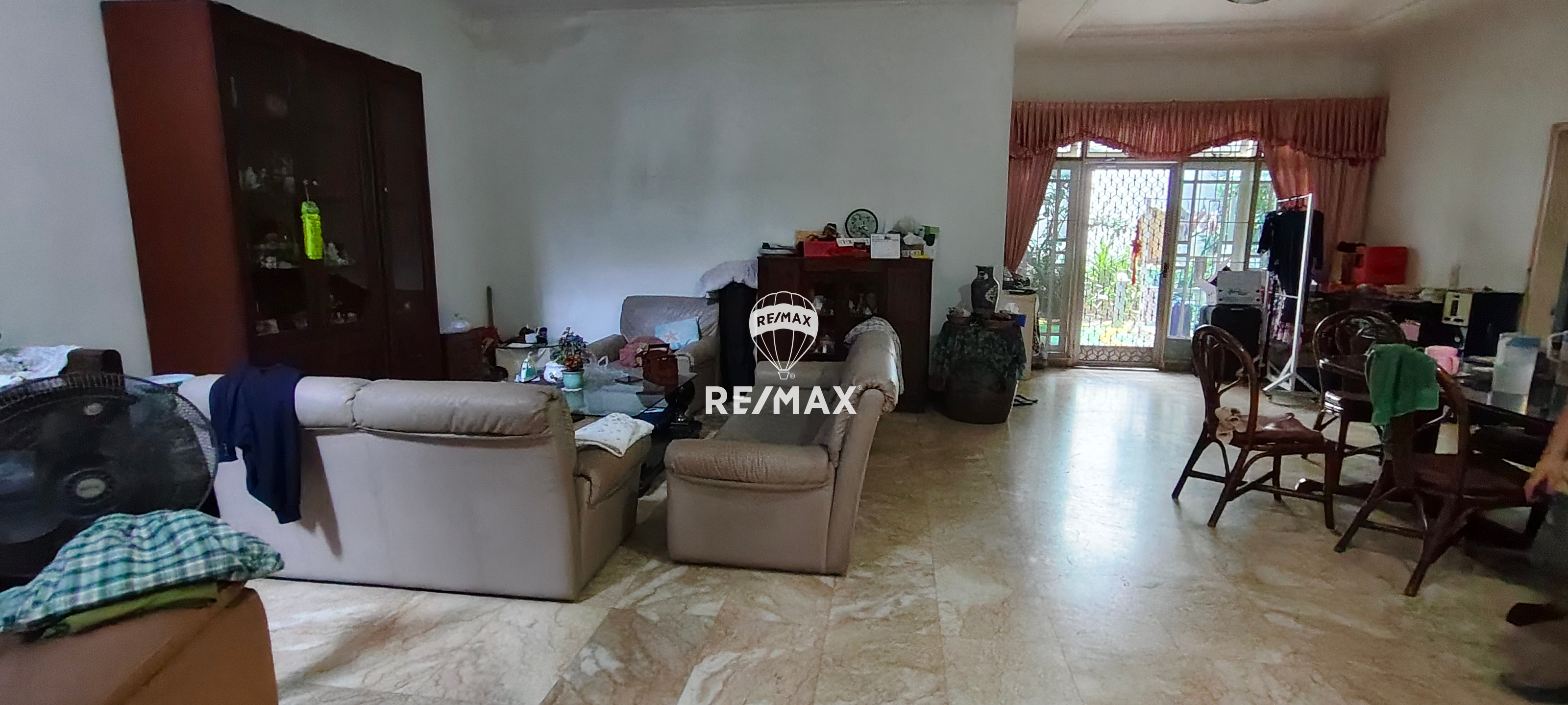 DiJual Rumah Intercon