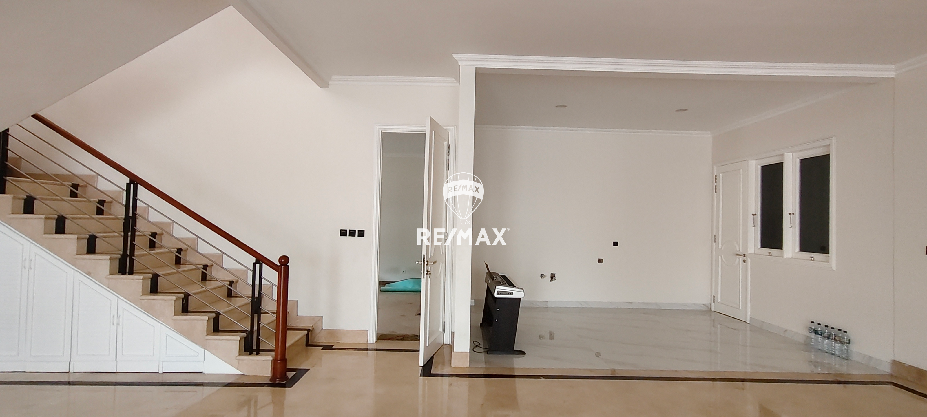 DiJual Rumah Baru Renov Taman Kedoya Baru