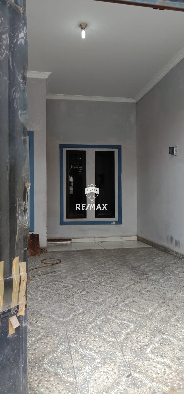 DiJual Rumah Villa Taman Bandara